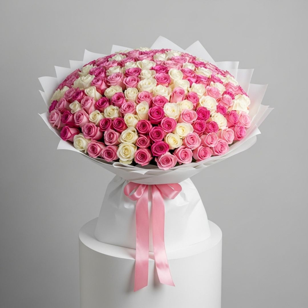 Pink White Roses Grand Bouquet